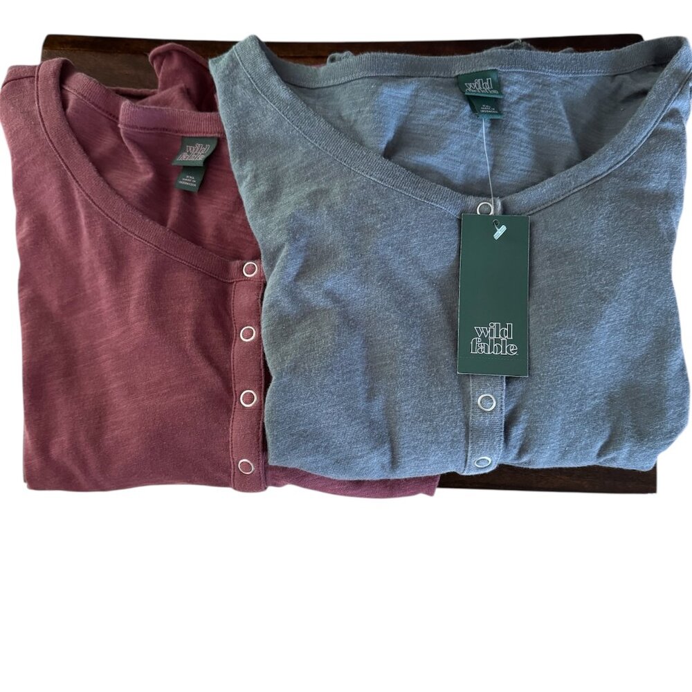 Wild Fable- TWO PACK!!! Maroon & Gray Tops